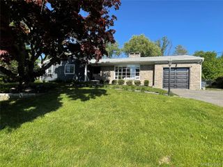 5 Paddock Road, Rye Brook, NY 10573