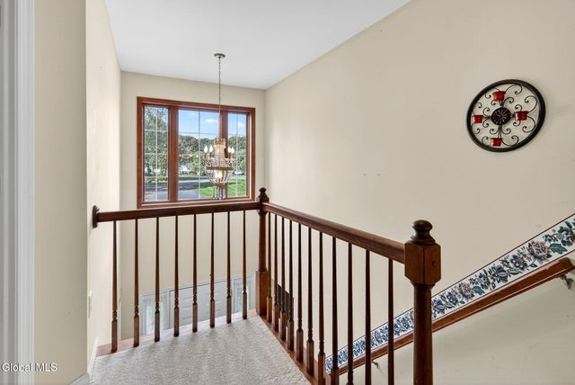 31 Torrey pines, Clifton Park, NY 12065