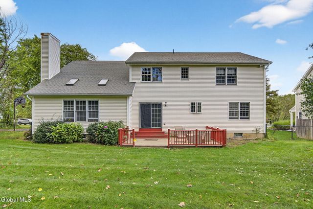 31 Torrey pines, Clifton Park, NY 12065