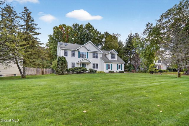 31 Torrey pines, Clifton Park, NY 12065