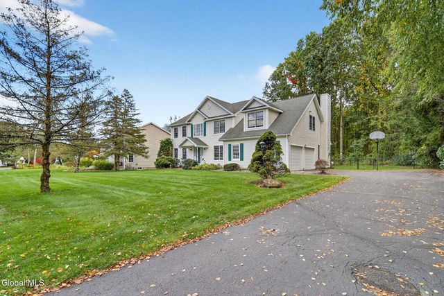 31 Torrey pines, Clifton Park, NY 12065