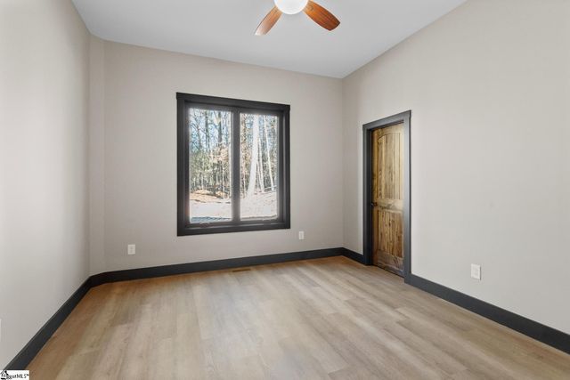 940 Coachmans Trail, West Union, SC 29696