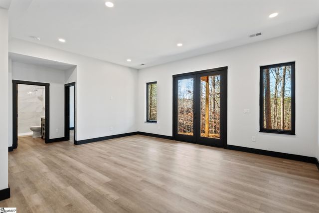 940 Coachmans Trail, West Union, SC 29696