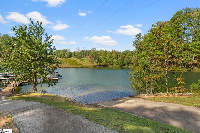 940 Coachmans Trail, West Union, SC 29696