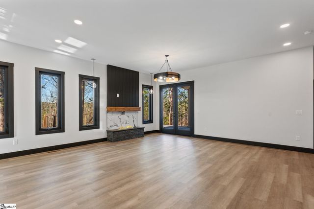 940 Coachmans Trail, West Union, SC 29696