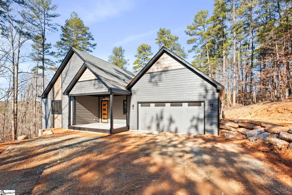 940 Coachmans Trail, West Union, SC 29696