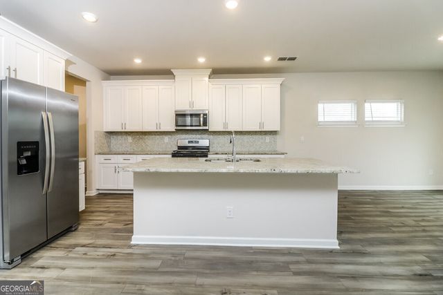 882 Milo Bay Street, Loganville, GA 30052