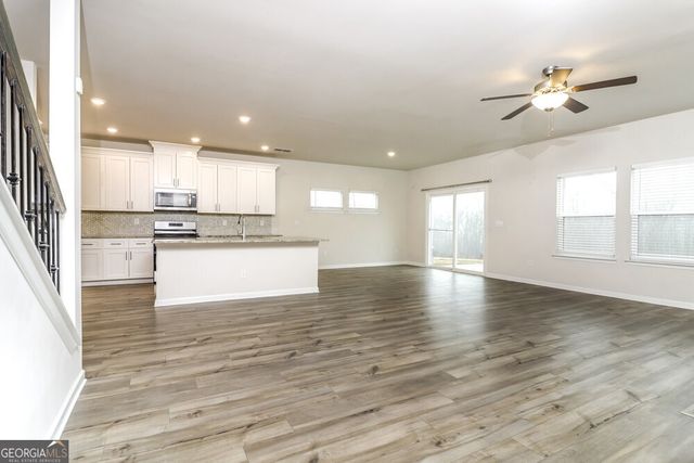 882 Milo Bay Street, Loganville, GA 30052