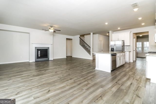 882 Milo Bay Street, Loganville, GA 30052