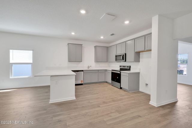 14450 FIREBIRD Drive, Jacksonville, FL 32234