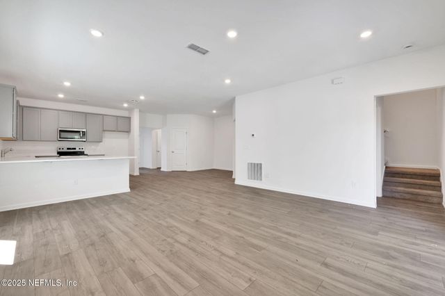 14450 FIREBIRD Drive, Jacksonville, FL 32234