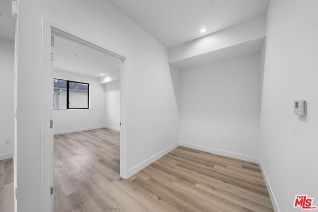 5612 Lexington Avenue 203, Los Angeles, CA 90038