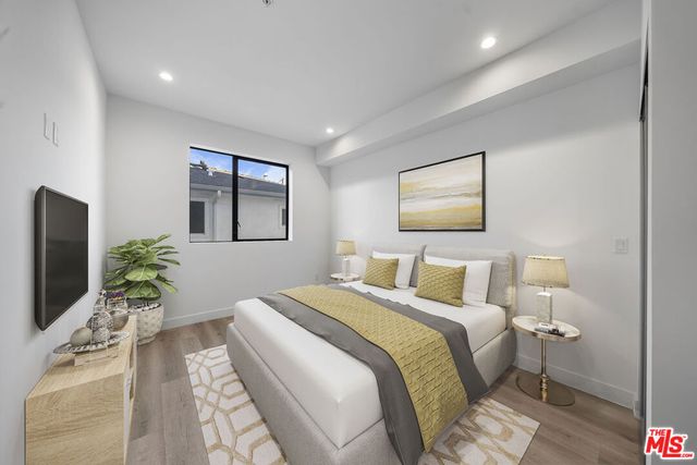 5612 Lexington Avenue 203, Los Angeles, CA 90038