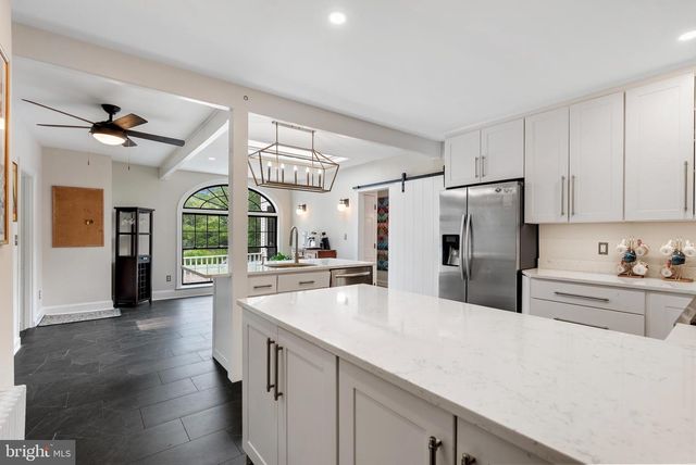 1600 W JOPPA RD, Towson, MD 21204