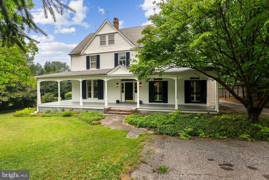 1600 W JOPPA RD, Towson, MD 21204