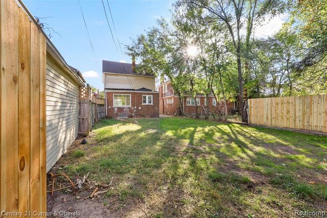 16177 Birwood Street, Detroit, MI 48221