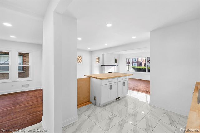 16177 Birwood Street, Detroit, MI 48221