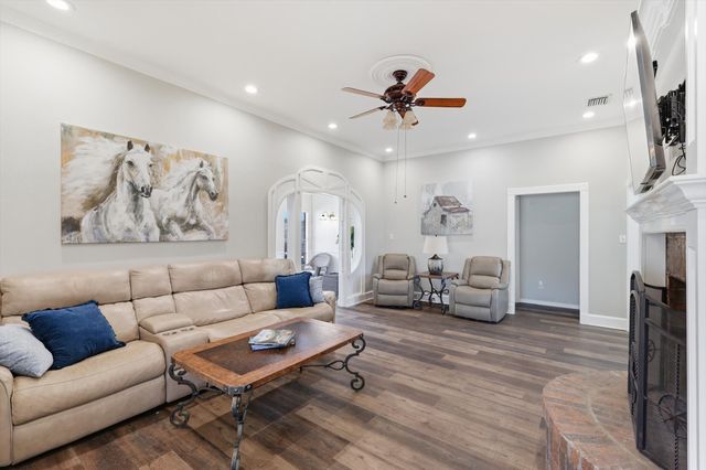 810 Waite Drive, Copper Canyon, TX 75077