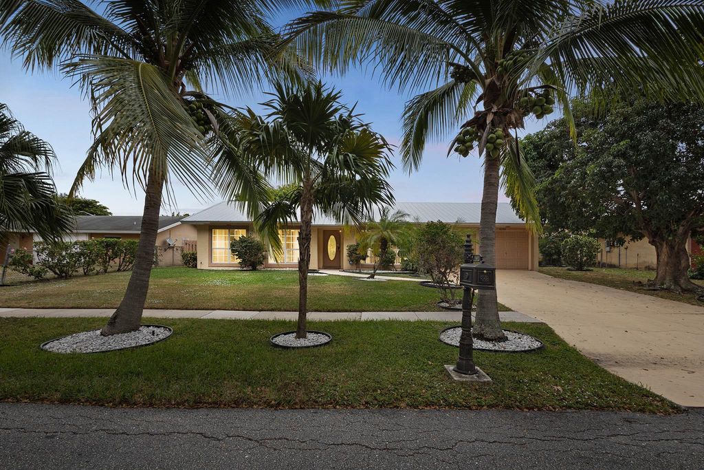 4234 Waverly Drive, West Palm Beach, FL 33407