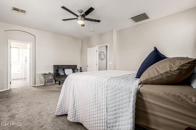 4337 E VAUGHN Avenue, Gilbert, AZ 85234