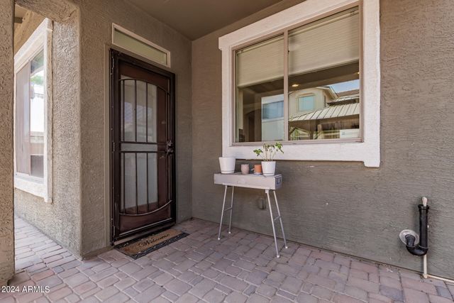 4337 E VAUGHN Avenue, Gilbert, AZ 85234