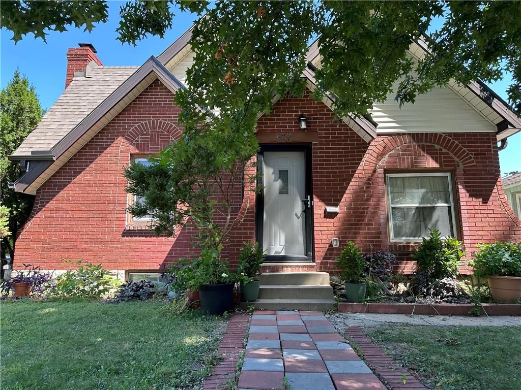627 N 29TH Street, Kansas City, KS 66102