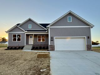 4142 Hereford Dr, Greenbrier, TN 37073