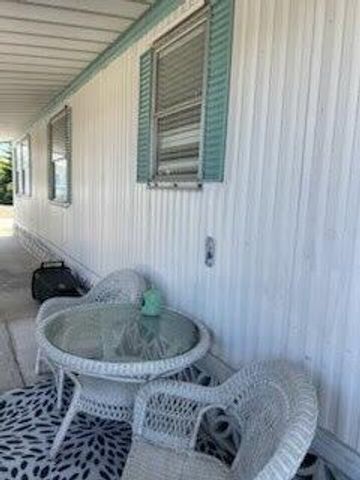 2430 SE Penny Lane, Stuart, FL 34994