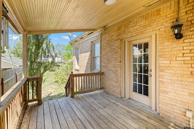 315 Mockingbird Ln., Tyler, TX 75701