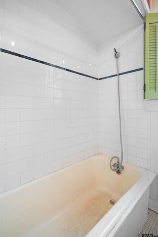 315 Mockingbird Ln., Tyler, TX 75701