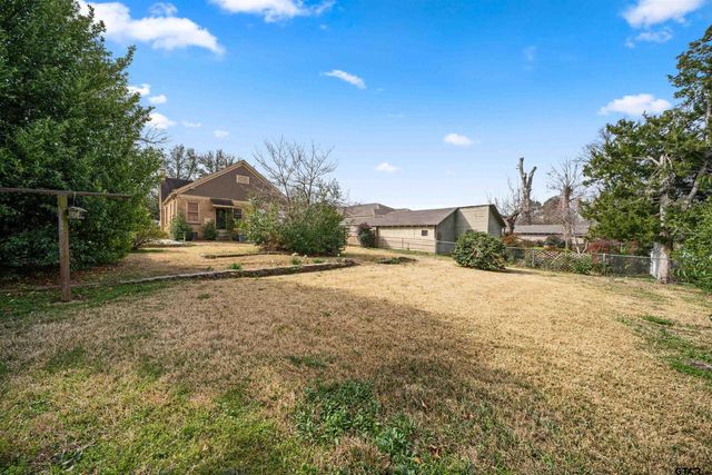 315 Mockingbird Ln., Tyler, TX 75701