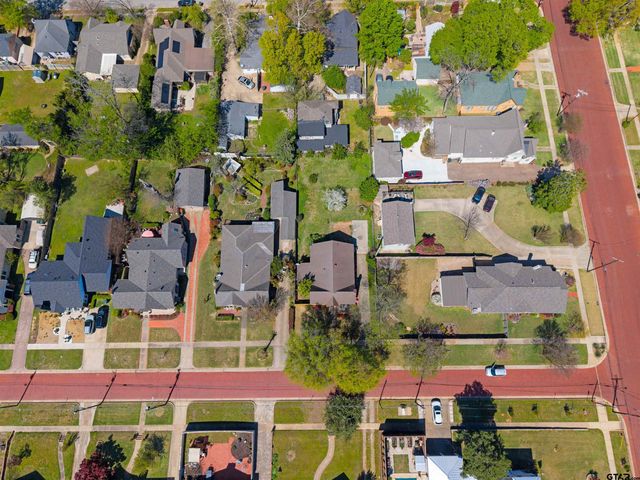 315 Mockingbird Ln., Tyler, TX 75701