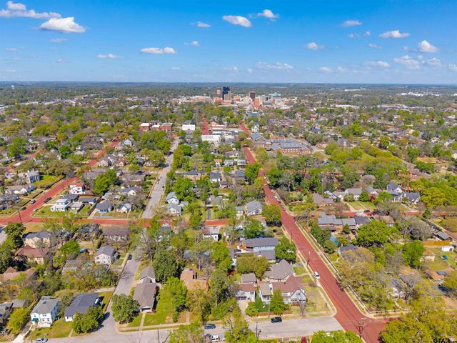 315 Mockingbird Ln., Tyler, TX 75701