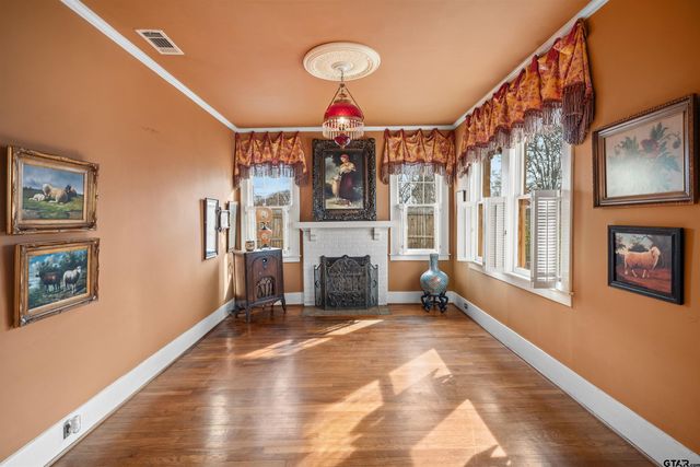 315 Mockingbird Ln., Tyler, TX 75701