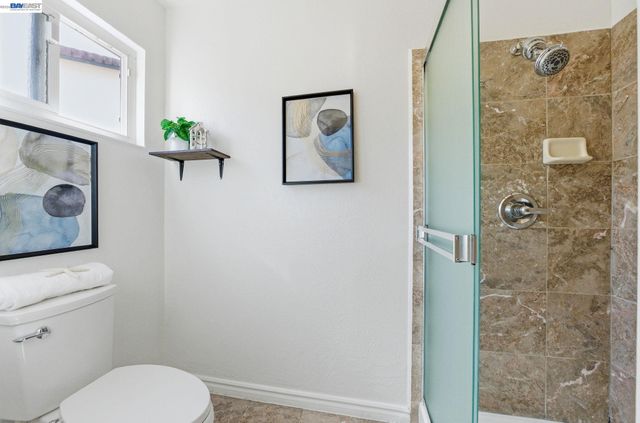 2446 Bing Pl, Union City, CA 94587