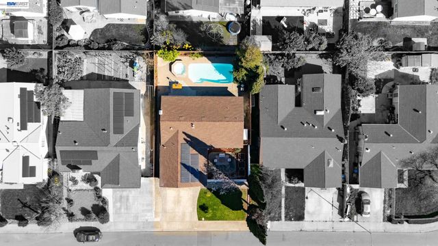 2446 Bing Pl, Union City, CA 94587