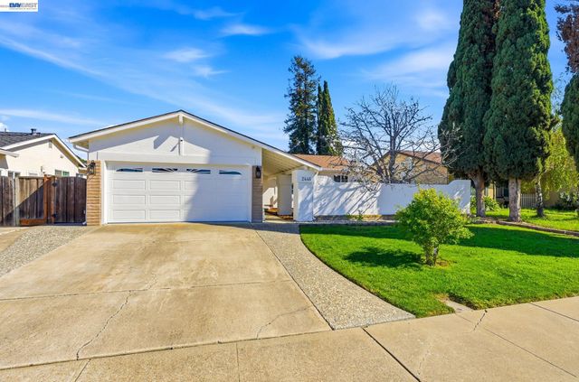 2446 Bing Pl, Union City, CA 94587