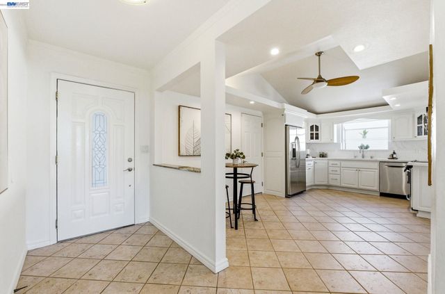 2446 Bing Pl, Union City, CA 94587