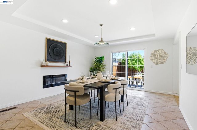 2446 Bing Pl, Union City, CA 94587