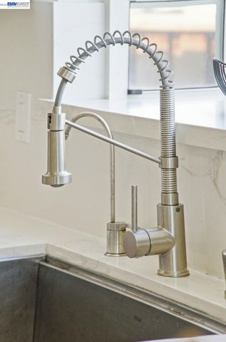 2446 Bing Pl, Union City, CA 94587