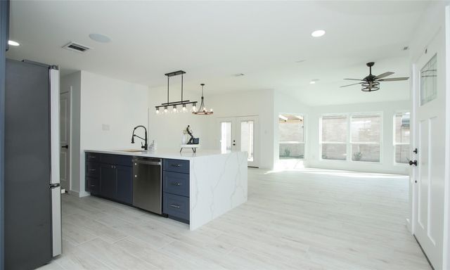8518 Furlong Lane, Houston, TX 77071