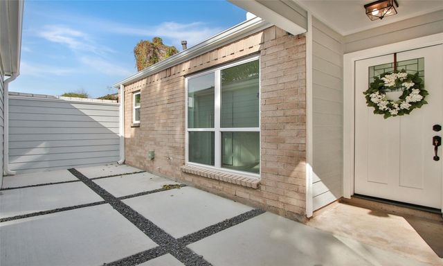 8518 Furlong Lane, Houston, TX 77071