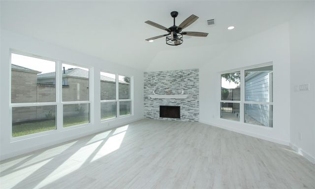 8518 Furlong Lane, Houston, TX 77071