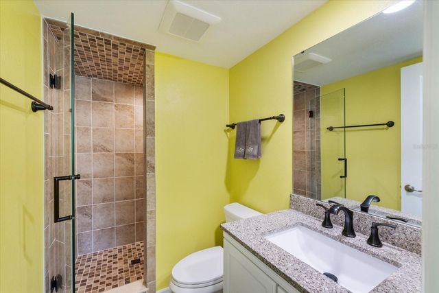 116 VISTA HERMOSA CIRCLE 204C, Sarasota, FL 34242