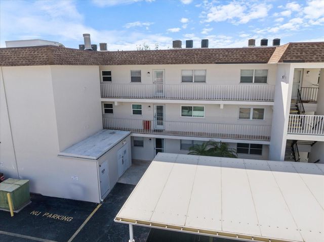 116 VISTA HERMOSA CIRCLE 204C, Sarasota, FL 34242