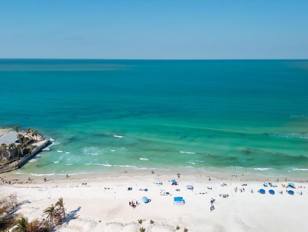 116 VISTA HERMOSA CIRCLE 204C, Sarasota, FL 34242