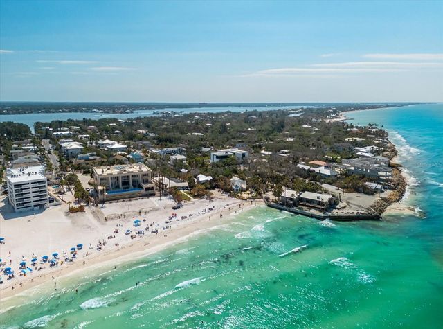 116 VISTA HERMOSA CIRCLE 204C, Sarasota, FL 34242