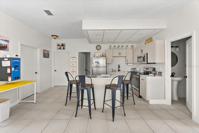 116 VISTA HERMOSA CIRCLE 204C, Sarasota, FL 34242