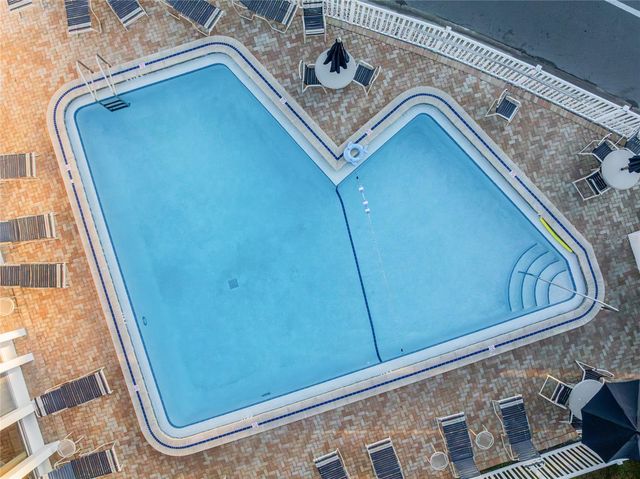 116 VISTA HERMOSA CIRCLE 204C, Sarasota, FL 34242