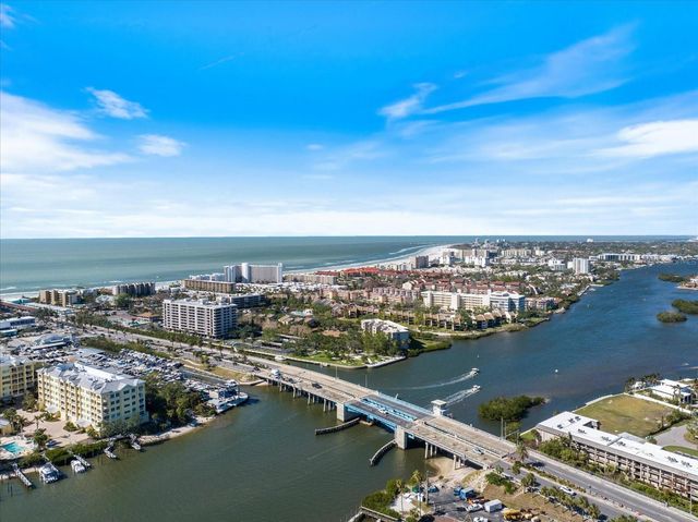 116 VISTA HERMOSA CIRCLE 204C, Sarasota, FL 34242